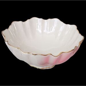 Lenox Small Fluted 6" Bowl Ivory with Gold Trim Classic Traditional Modern